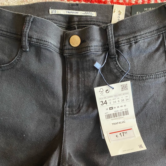 NWT Zara High Elasticity Low Rise Cropped Skinny Jeans! Size US 2! - Picture 2 of 10